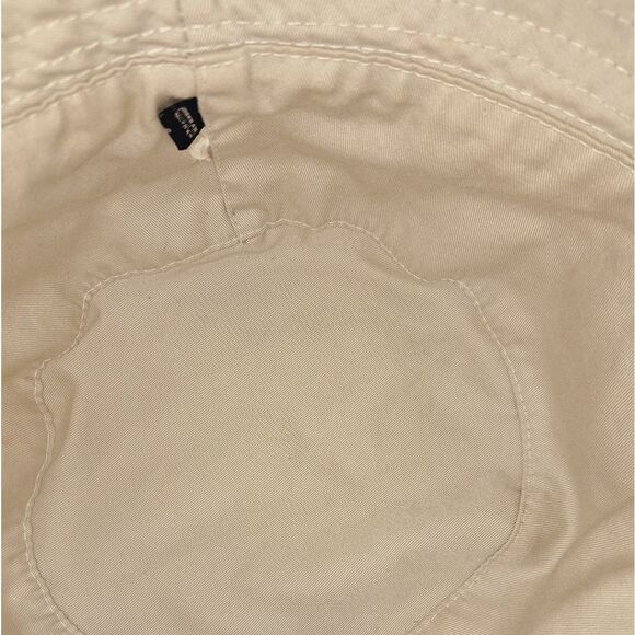 Burberry hat   - Picture 8 of 10